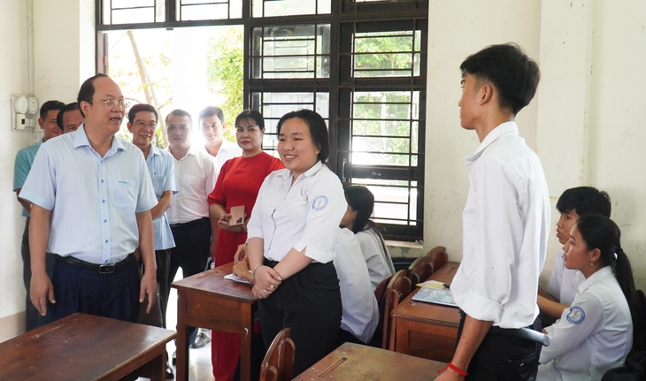 học sinh - Ảnh 2.