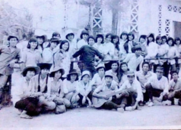 Tìm lại nhau sau hàng thập kỷ, năm nào chúng tôi cũng họp lớp - Ảnh 1. họp lớp - Ảnh 1.
