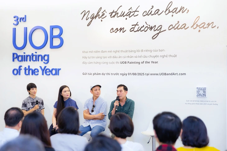 Tranh của các họa sĩ Việt Nam lôi cuốn, có hồn hơn của Thái Lan, Indonesia? - Ảnh 2. Tranh của các họa sĩ Việt Nam lôi cuốn, có hồn hơn của Thái Lan, Indonesia? - Ảnh 2.