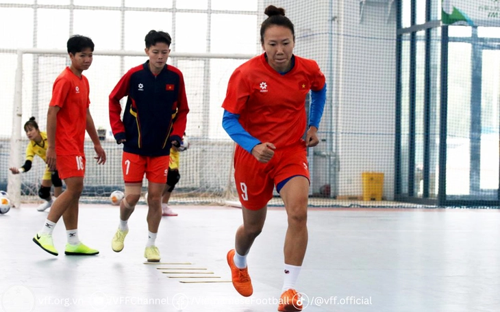 Cập nhật futsal nữ Việt Nam - Hong Kong: Quyết giành 3 điểm - Ảnh 2.