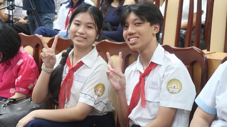 Trao giải thi sáng tác ảnh Tuổi Xanh: Nuôi dưỡng niềm đam mê nhiếp ảnh cho học sinh - Ảnh 6.