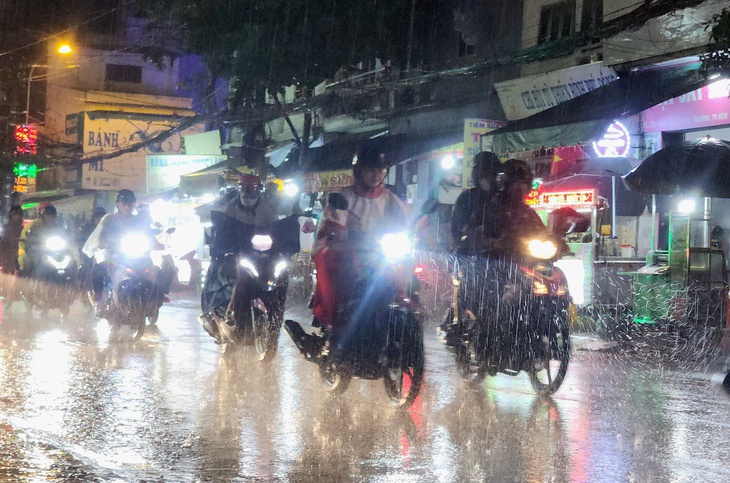 mưa - Ảnh 2.
