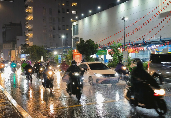 mưa - Ảnh 3.