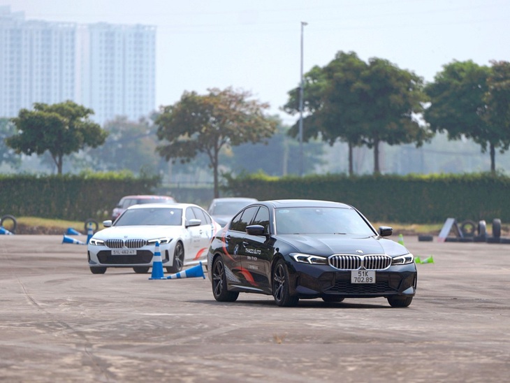 BMW - Ảnh 7.