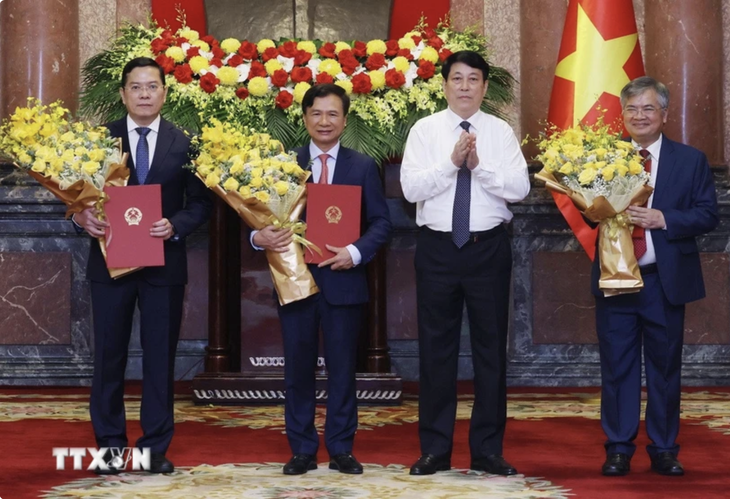 Ông Nguyễn Hoàng Anh, Cấn Đình Tài, Nguyễn Dũng Tiến làm phó chủ nhiệm Văn phòng Chủ tịch nước - Ảnh 1.