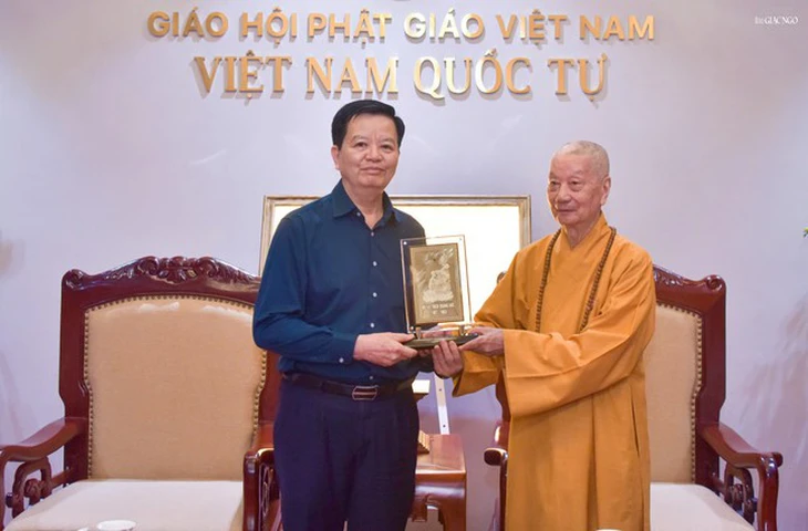 Phó Thủ tướng Mai Văn Chính chiêm bái xá lợi Bồ tát Thích Quảng Đức tại Việt Nam Quốc Tự - Ảnh 2. Thích quảng Đức - Ảnh 2.