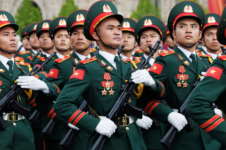 Thông điệp bảo vệ ký ức Nga của Tổng thống Putin trong ngày Chiến thắng - Ảnh 3. tổng thống Putin - Ảnh 3.
