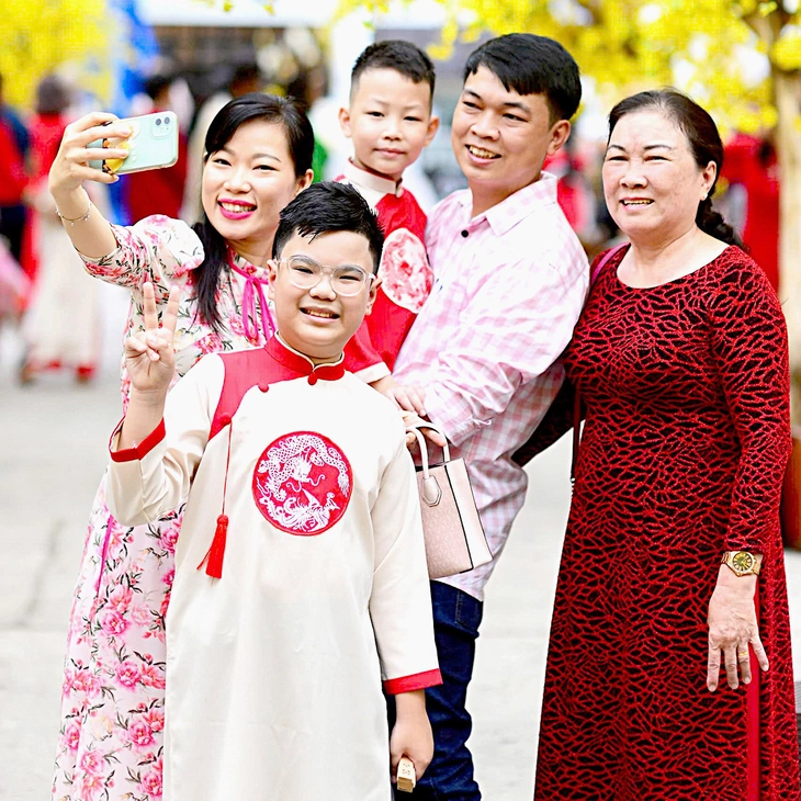 sinh 2 con - Ảnh 2.