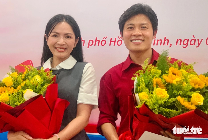 Nguyễn Văn Chung tặng doanh thu ca khúc Viết tiếp câu chuyện hòa bình cho các cựu chiến binh - Ảnh 1. Viết tiếp câu chuyện hòa bình - Ảnh 1.