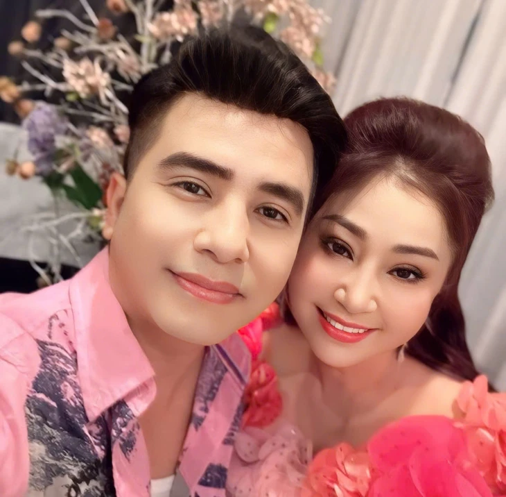 Lệ Thủy hội ngộ Phượng Liên với bài Con gái của mẹ - Ảnh 4. Lệ Thủy - Ảnh 3.