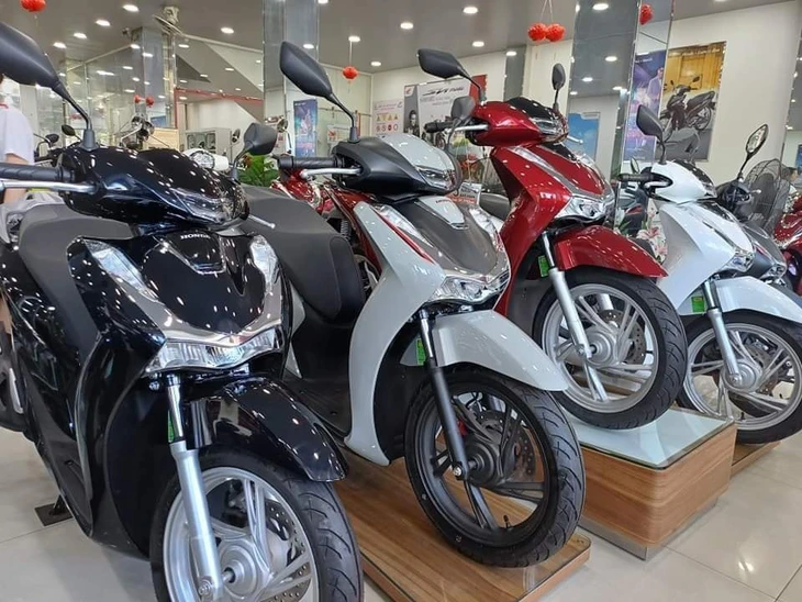 xe máy - Ảnh 1.