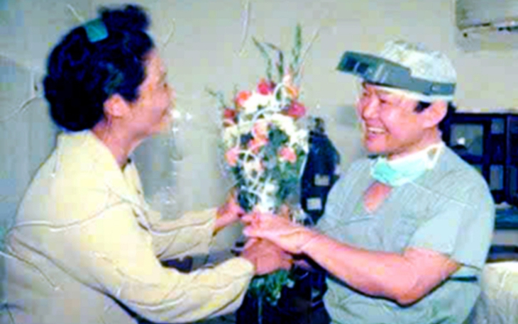Giáo sư Vũ Văn Đính - vị bác sĩ 'nuôi rắn cứu người' qua đời - Ảnh 3.