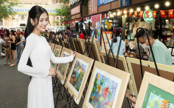 Hơn 100.000 bức tranh vẽ ngôi trường mơ ước của em - Ảnh 5.