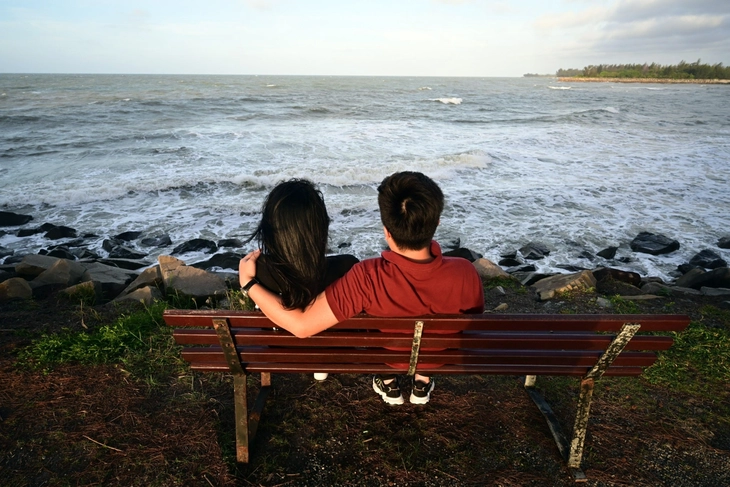 Có yêu nhau, xin đừng 'sát thương nhau' - Ảnh 1. vợ chồng - Ảnh 1.
