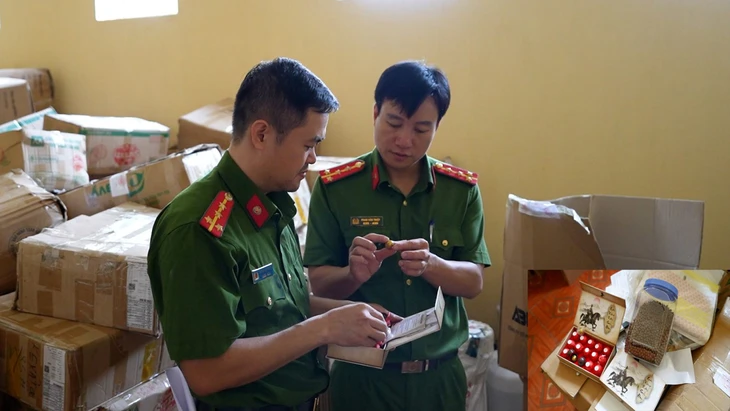 hàng cấm - Ảnh 2.