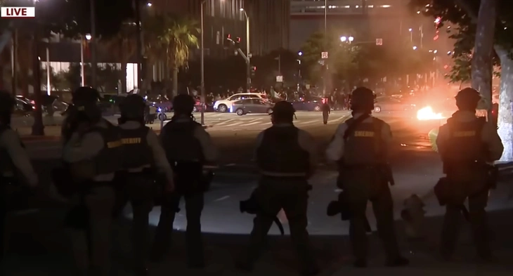 Los Angeles - Ảnh 6.