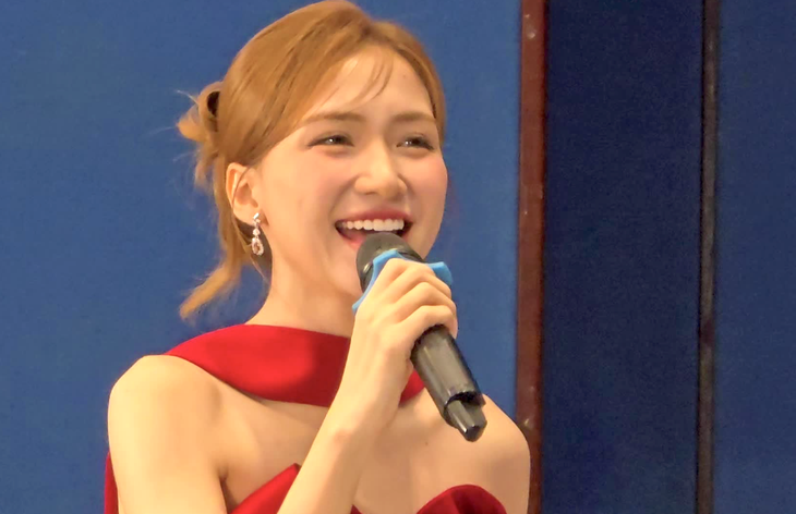 'Bước chân trở về’ kêu gọi kiều bào gây quỹ trồng rừng, góp sức phát triển đất nước - Ảnh 4. Kiều bào - Ảnh 2.
