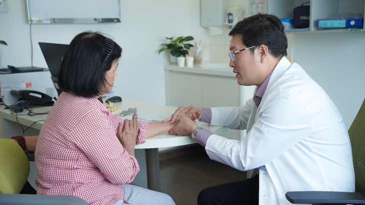 Bệnh viện Quốc tế Mỹ chuyên sâu điều trị bệnh lý thần kinh và cột sống - Ảnh 1.