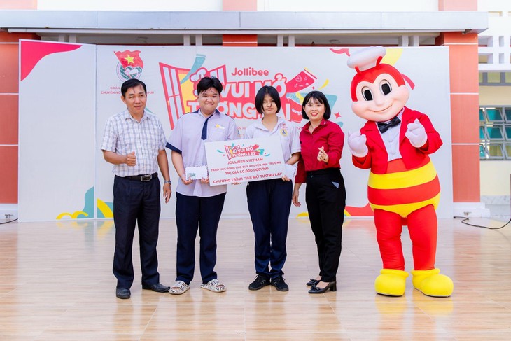 Jollibee - Ảnh 4.