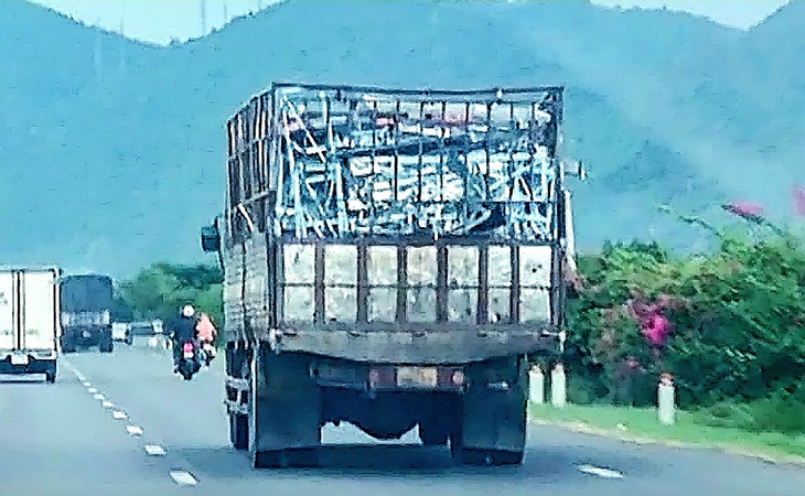 Vụ bán tài sản cưỡng chế ở Nha Trang: Chuyển đơn qua Văn phòng Cơ quan cảnh sát điều tra - Ảnh 1.