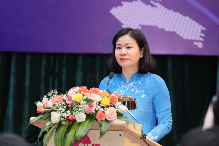 Phụ nữ làm báo đông đảo nhưng ít người làm lãnh đạo báo chí - Ảnh 1. Phụ nữ làm báo đông đảo nhưng ít người làm lãnh đạo báo chí - Ảnh 1.