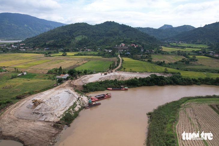 giá cát - Ảnh 1.