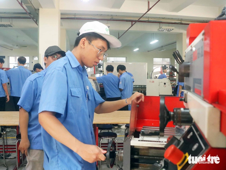 Trường CĐ Kỹ thuật Cao Thắng công bố điểm chuẩn học bạ năm 2025: Cao nhất 30,5 - Ảnh 1.
