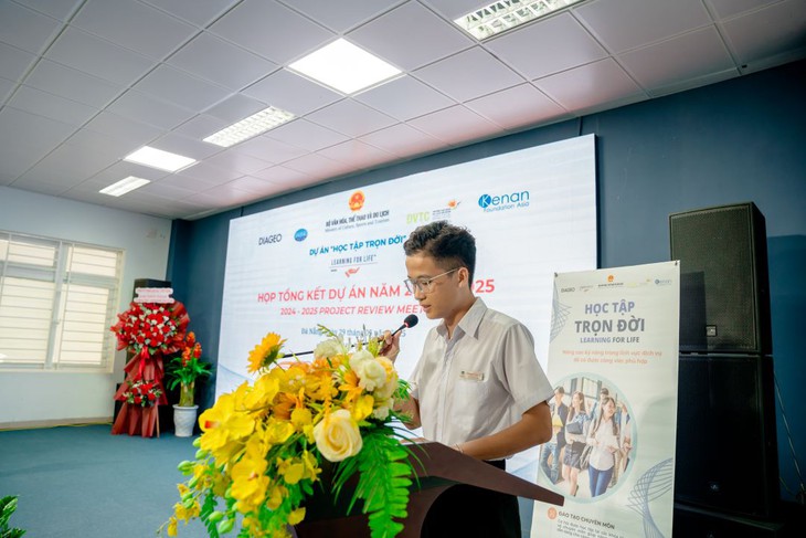 Chương trình 'học tập trọn đời' thu hút sinh viên ngành du lịch - Ảnh 1.