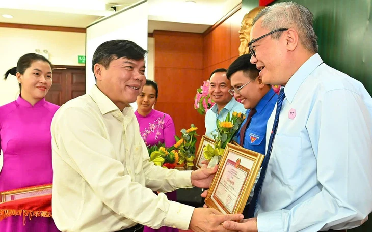 Các điển hình học tập và làm theo lời Bác khu vực phía Nam: Hạnh phúc – đích đến của mọi nỗ lực - Ảnh 5.