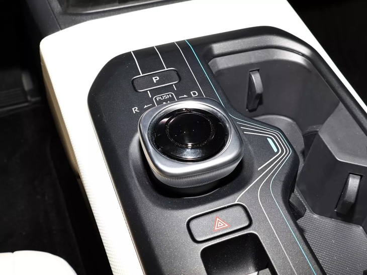 Toyota - Ảnh 8.
