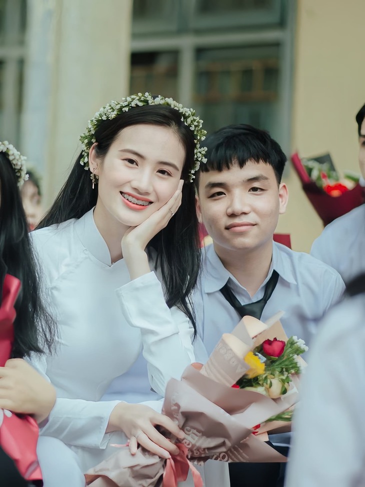Hoa hậu Ý Nhi nói rõ mối quan hệ hiện tại với bạn trai yêu 8 năm - Ảnh 2.