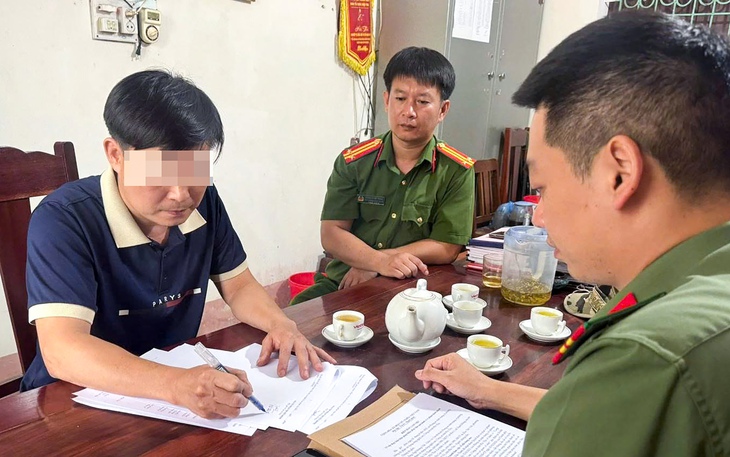 Xử phạt người đàn ông đăng thông tin sai sự thật về góp ý sửa đổi Hiến pháp - Ảnh 1. tin sai - Ảnh 1.