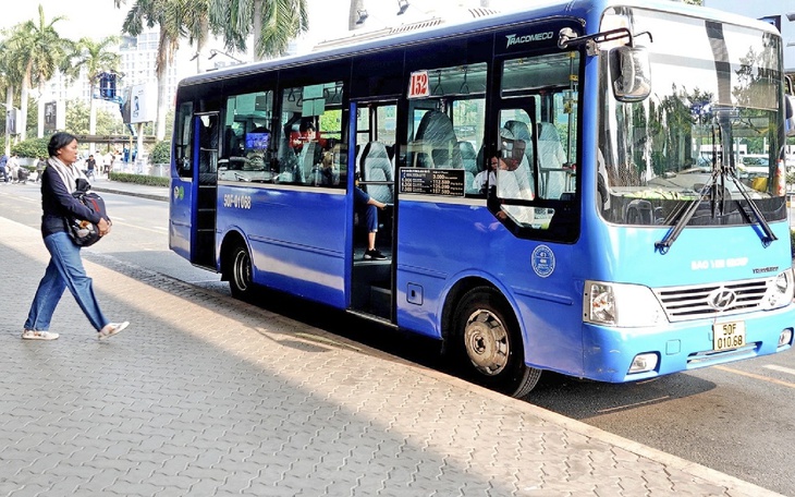 Trước ngày hợp nhất, mở tuyến xe buýt '5 sao' Vũng Tàu - Tân Sơn Nhất, 10 phút mỗi chuyến  - Ảnh 3.