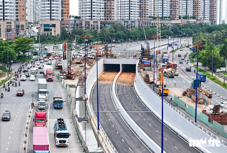 Hầm chui An Phú giữ kế hoạch thông xe 30-6 như đã hứa? - Ảnh 1.