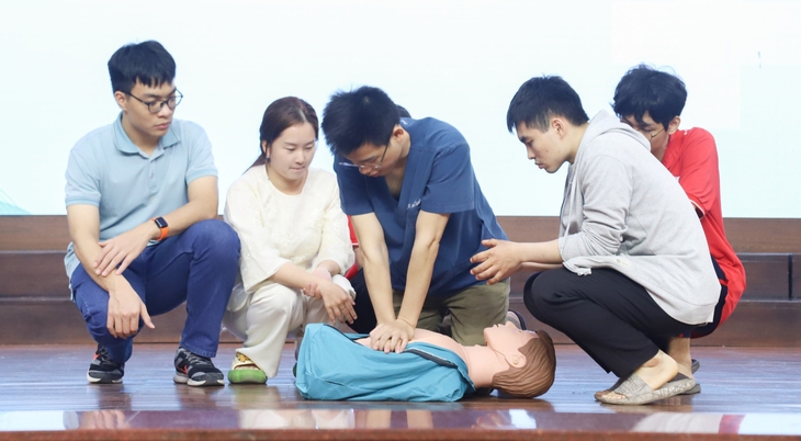 Trường đại học Y Hà Nội - Ảnh 1.