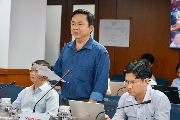 TP.HCM tăng cường giám sát buôn bán hóa chất tại chợ Kim Biên - Ảnh 1.