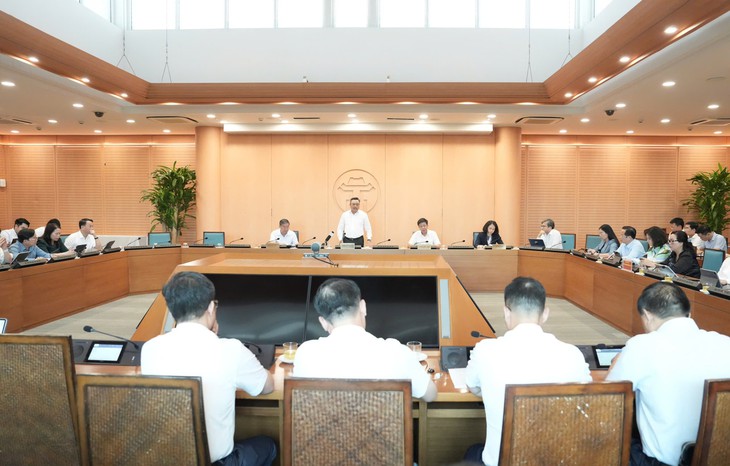 Hà Nội dư 253 cán bộ, công chức chưa được bố trí vị trí sau sắp xếp xã, phường - Ảnh 1.