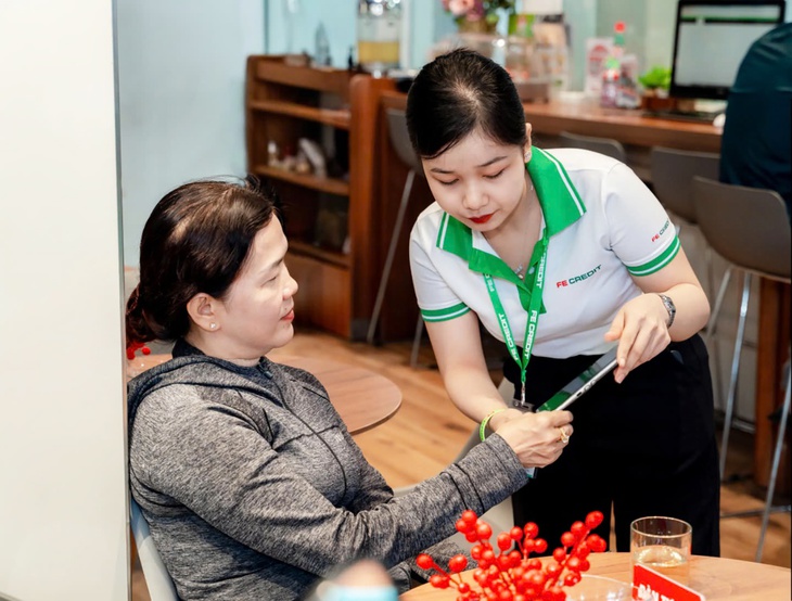 Tương lai tài chính tiêu dùng: Minh bạch, dễ tiếp cận nhờ chuyển đổi số Tương lai tài chính tiêu dùng: Minh bạch, dễ tiếp cận nhờ chuyển đổi số