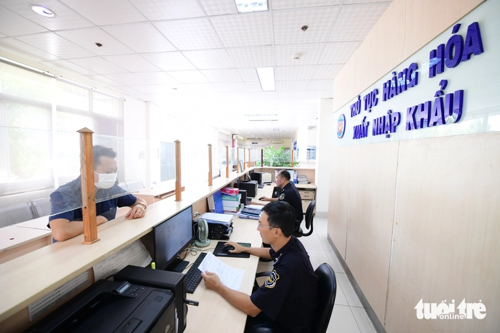 Sân bay Tân Sơn Nhất và Long Thành thuộc đơn vị hải quan mới sau sáp nhập - Ảnh 1.