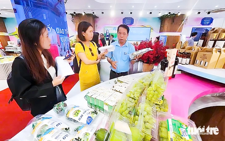 Ninh Thuận mang đặc sản đến TP.HCM 'chào hàng', tìm kiếm đối tác - Ảnh 1. Ninh thuận - Ảnh 1.