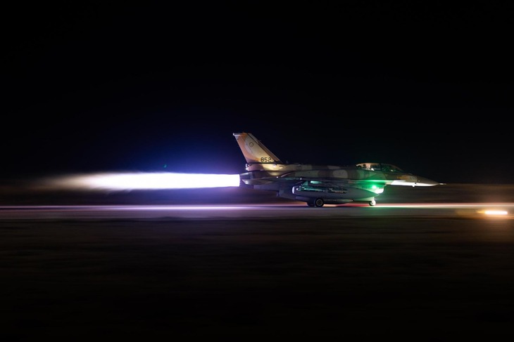 Iran phóng hơn 100 drone trả đũa Israel - Ảnh 2. Iran - Ảnh 10.