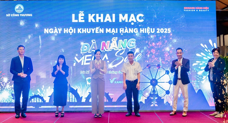 Về Furama Resort Đà Nẵng săn hàng hiệu giảm giá Về Furama Resort Đà Nẵng săn hàng hiệu giảm giá