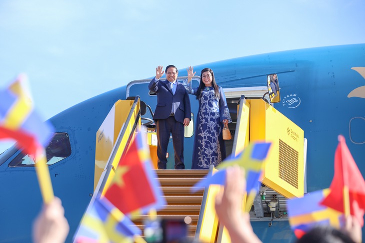 Thủ tướng rời Thụy Điển, kết thúc tốt đẹp chuyến công tác 3 nước châu Âu - Ảnh 1. Thủ tướng rời Thụy Điển, kết thúc tốt đẹp chuyến công tác 3 nước châu Âu - Ảnh 1.
