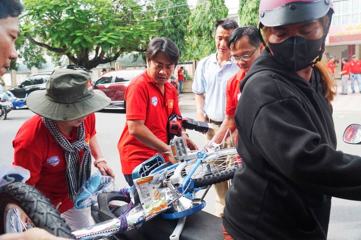 Tặng xe đạp tiếp sức đến trường cho học sinh Khánh Hòa - Ảnh 3. Khánh Hòa - Ảnh 3.