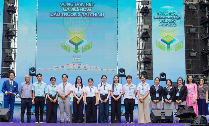 Game show Đấu trường tài chính cung cấp kiến thức tài chính, để không bị lừa - Ảnh 1. Đấu trường tài chính - Ảnh 1.