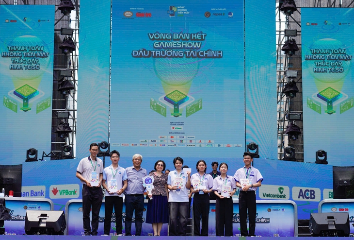 Game show Đấu trường tài chính cung cấp kiến thức tài chính, để không bị lừa - Ảnh 12. Đấu trường tài chính - Ảnh 12.