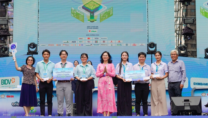 Game show Đấu trường tài chính cung cấp kiến thức tài chính, để không bị lừa - Ảnh 14. Đấu trường tài chính - Ảnh 14.