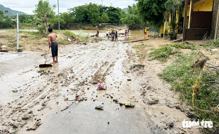 lũ trái mùa - Ảnh 10.