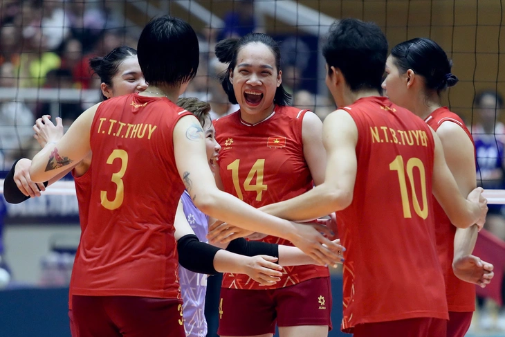 Bích Tuyền, Thanh Thúy giúp bóng chuyền nữ Việt Nam vô địch AVC Nations Cup - Ảnh 1.