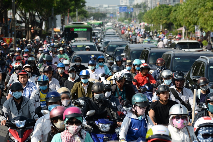 Kiểm định khí thải xe máy: bàn để làm - Ảnh 2. kiểm định - Ảnh 2.